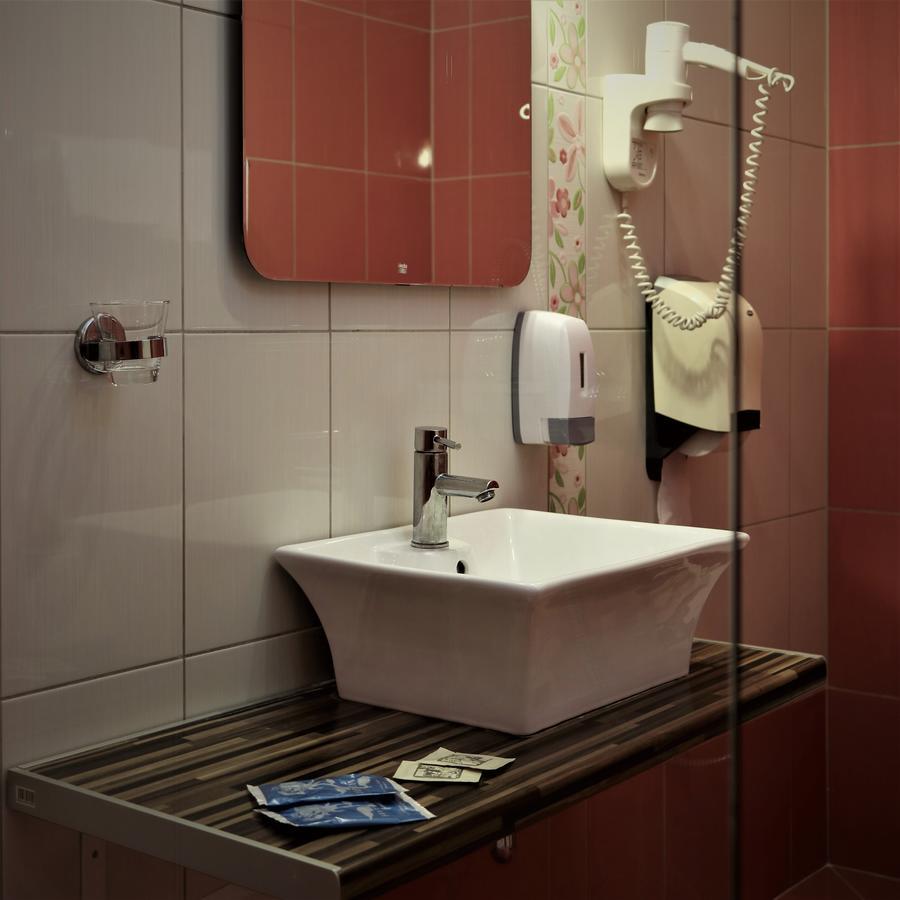 Rooms Vodisek - Depandansa Hotela Capris Capodistria Boutique Esterno foto