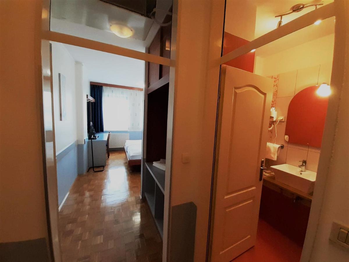 Rooms Vodisek - Depandansa Hotela Capris Capodistria Boutique Esterno foto