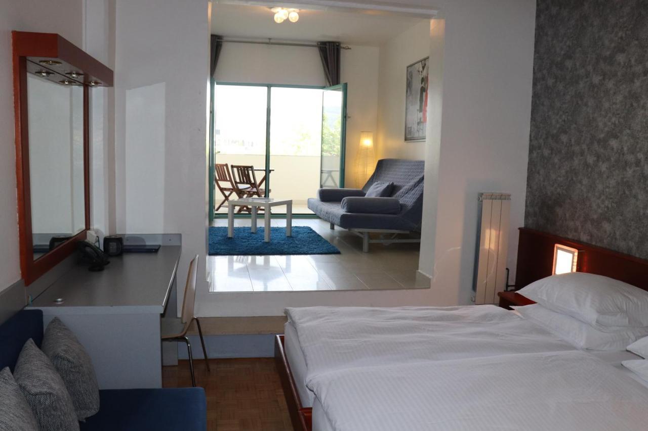 Rooms Vodisek - Depandansa Hotela Capris Capodistria Boutique Esterno foto